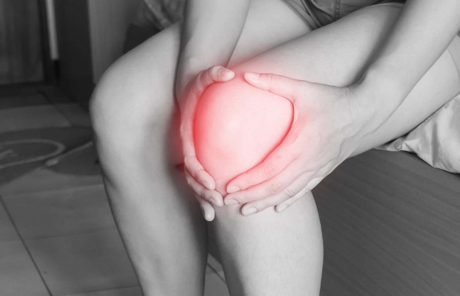 Are sprains and strains the same?